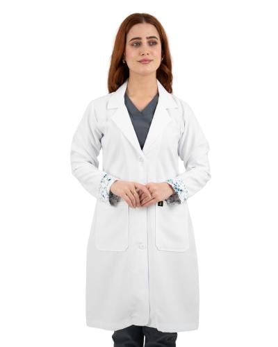 لابكوت طبي نسائي لون أبيض طول (36 إنش) هانا | مريو...