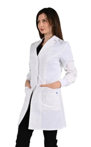 باكج 1 - 3 لابكوتات طبية نسائية لون أبيض