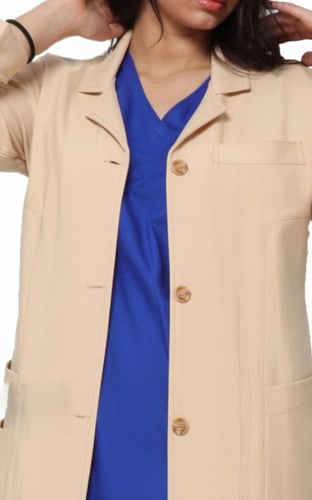 بالطو نسائي عملي لون بيج طول (52–56 إنش) فريرا | م...