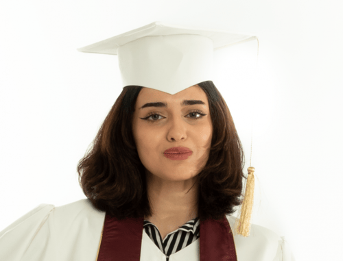 كاب تخرج مطرز أنيق مثلث | مريولي أحلا