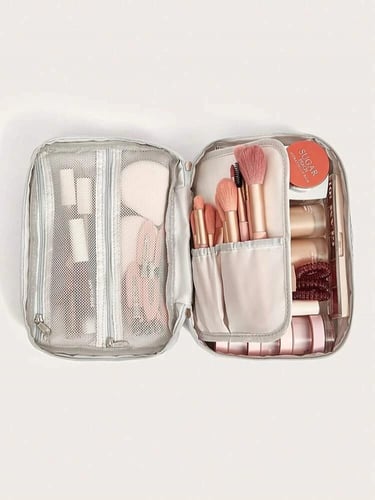 حقيبة تنظيم المكياج رمادي فاتح