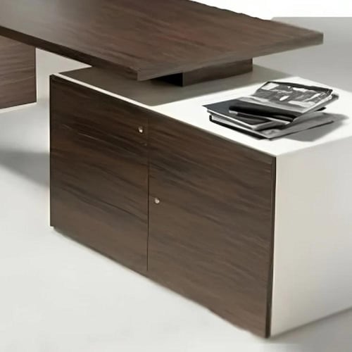 مكتب بتصميم جذاب