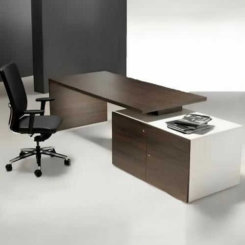 مكتب بتصميم جذاب