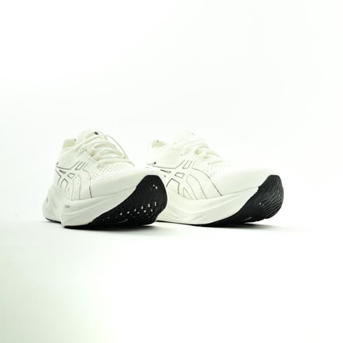 اسيكس نيمبوس 26 للجنسين