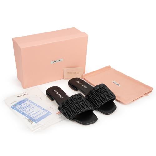 ميو ميو_Miu Miu