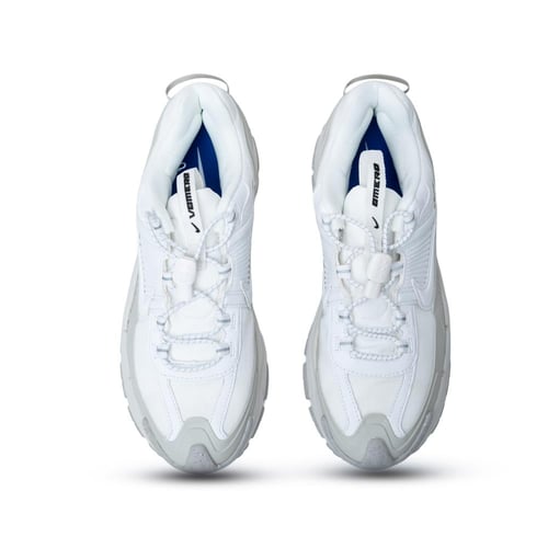 Nike سنيكر 'زوم فوميرو روم'