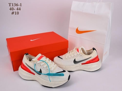 حذاء الجري إنفنسيبل نسائي Nike Zoom X