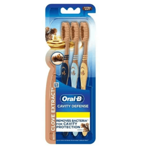 فرشاة اسنان اورال بي فائقة النعومة عبوة ثلاث قطع
