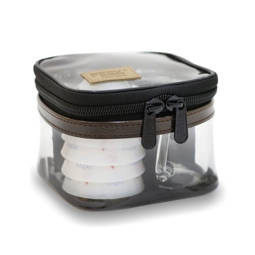 حافظة وذفة شفاف عودي