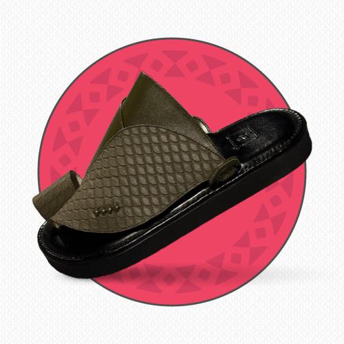 حذاء شرقي كلاسيك