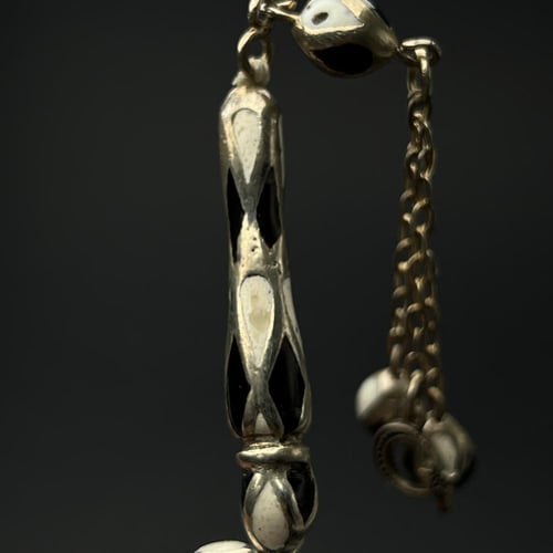 مقفص دمعة - أسود ملكي