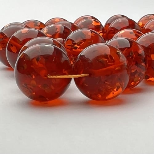 احمر منمش كركوشه