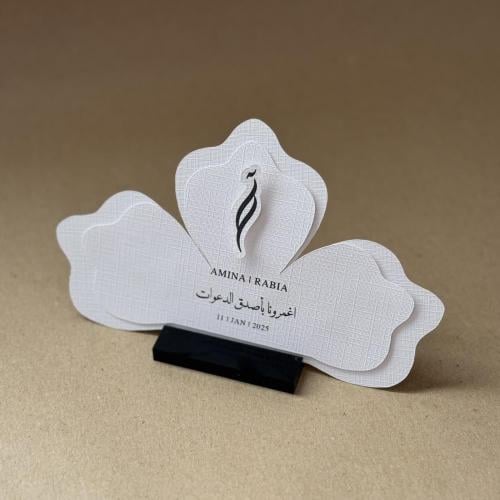 كرت طاولة نصف وردة