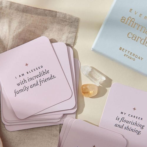 كروت مربعة 5 سم ( صغير )