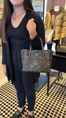 شنطة كوتش سمول