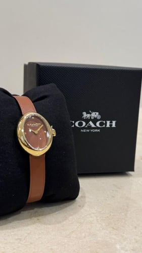 ساعة كوتش بني مقاس ٢٢.٥ ملم