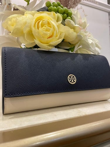 واليت من توري بورش