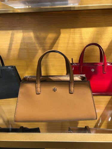 شنطة توري بورش بني