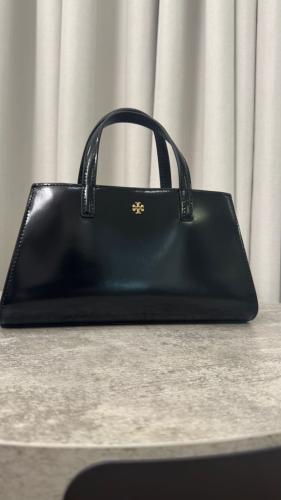 شنطة توري بورش اسود