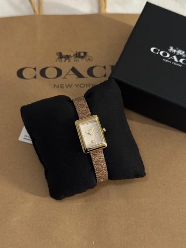 ساعة كوتش صغيرة