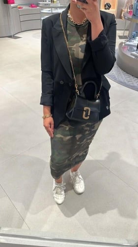 كروس بودي اسود من مارك جاكوبز