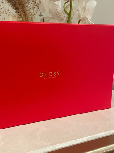 بوكس باوتش جس اسود