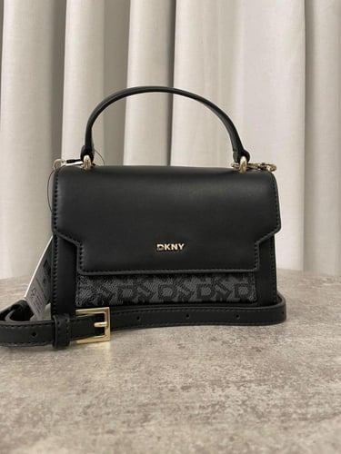 شنطة دكني اسود لوقو فضي