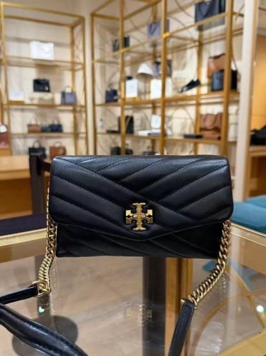 ميني توري بورش اسود