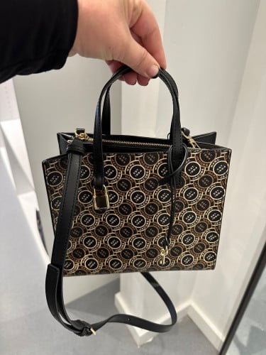 شنطة مارك جاكوبز