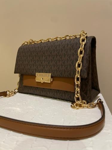 شنطة مايكل كورس