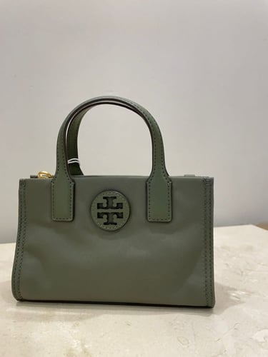 كروس بودي من توري بورش لون زيتي