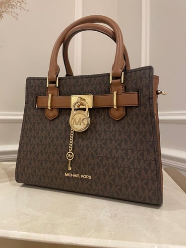 شنطة مايكل كورس مديم / بني