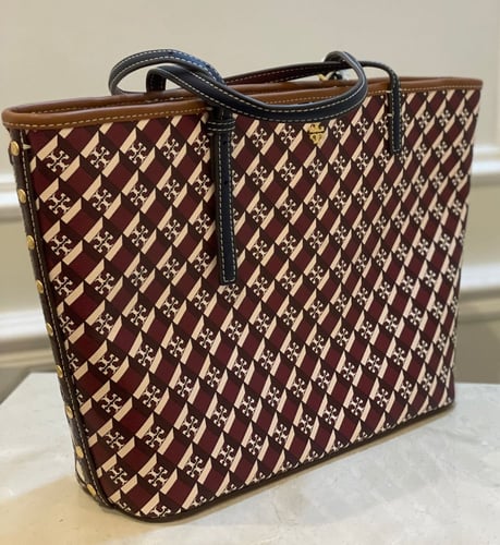 شنطة توري بورش توت