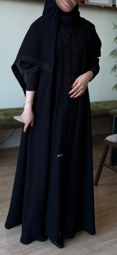 Black abaya with embroidery wide