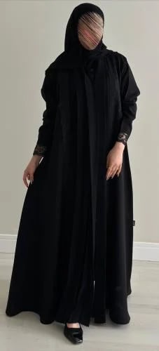 A sheikh's abaya