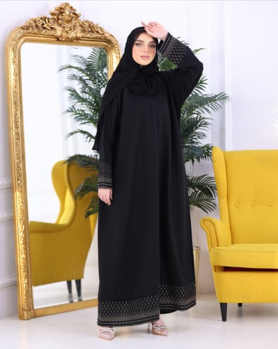 Elegant embroidered abaya