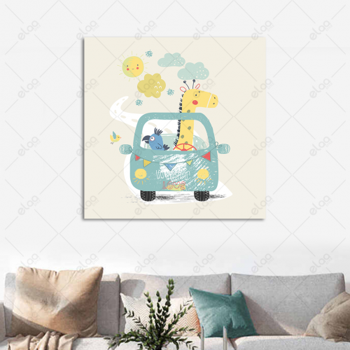 لوحة فنية الزرافة والببغاء في السيارة