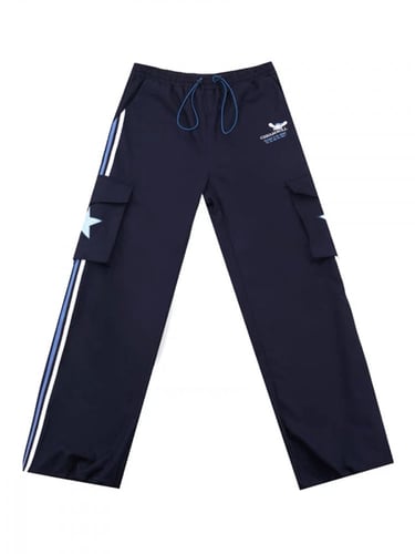 جاكيت مع بنطال سينماورول