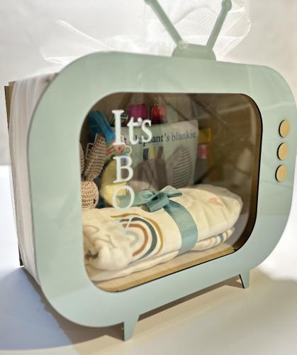 بوكس مولود ذكر ( التلفزيون )