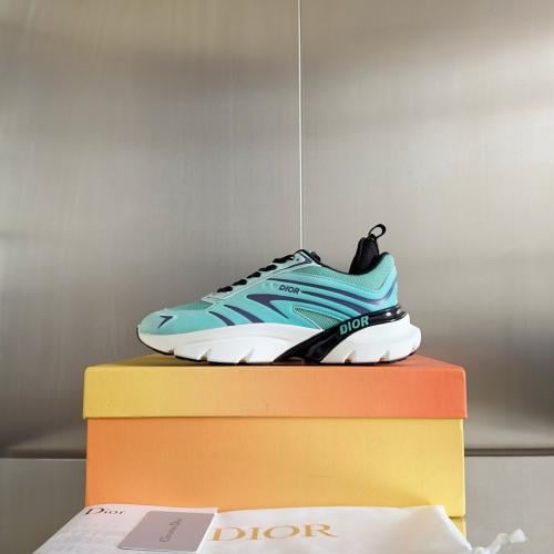 DIOR AND LEWIS HAMILTON B44