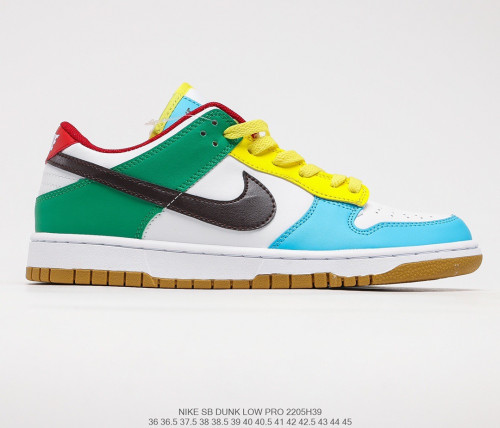 Nike Dunk Low Premium