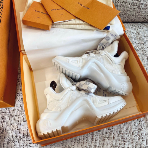 LOUIS VUITTON ARCHLIGHT