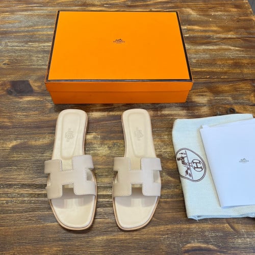 Hermes oran sandal