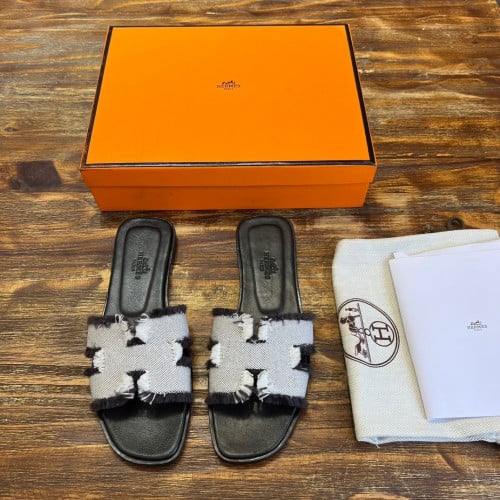 Hermes oran sandal