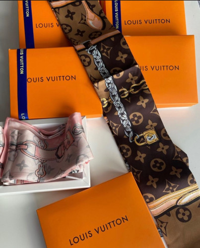 LV scarf 10 pieces