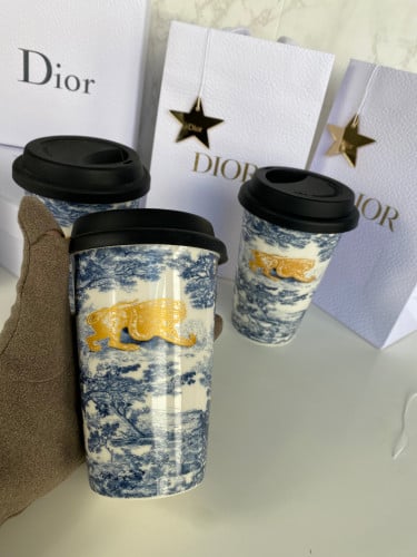 A large size coffee cup + the original bag