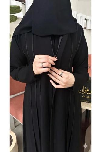 عباءة نسائية فاخرة