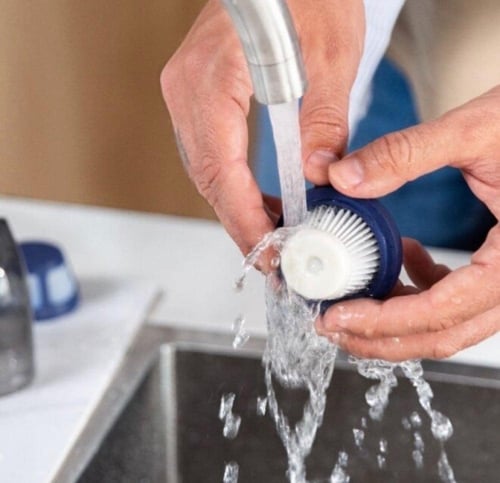 مكنسة ‏يوفي اللاسلكية