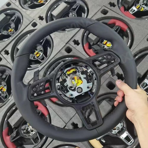 عجلة القيادة من الكاربون فايبر مع أزرار مشغل الوسا...