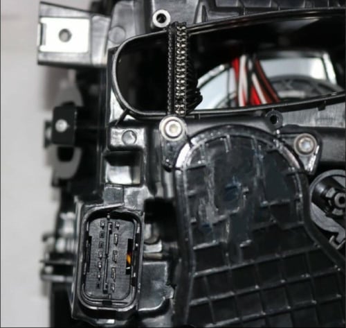 شمعات امامية ليد لسيارة BMW 7 SERIES F01/F02 (2009...